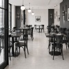 židle do restaurace černá
